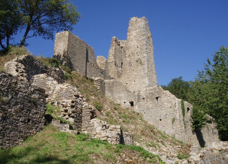 Ruina da Frundsberg (Ruine Frauenberg), Ruschein, Switzerland